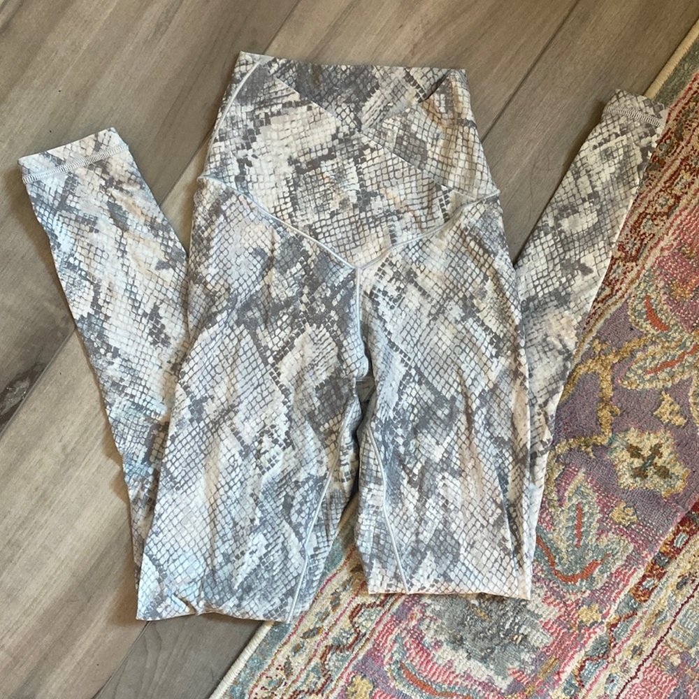 Aerie crossover leggings XS